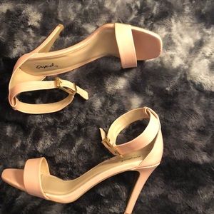 Light pink heels💕B2G1